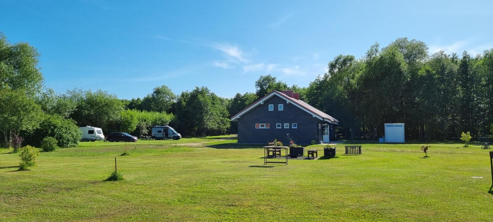 Campsite 37A - Wooden Cabins Karklė エクステリア 写真